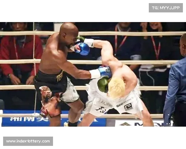 从踢拳神童到拳击冠军挑战者：那须川天心的转型之路