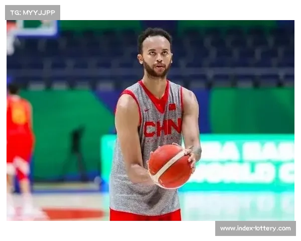前NBA球员李凯尔经纪公司辟谣恢复美国国籍,表态仍持中国国籍愿回归国家队 前NBA球员李凯尔经纪公司辟谣恢复美国国籍,表态仍持中国国籍愿回归国家队